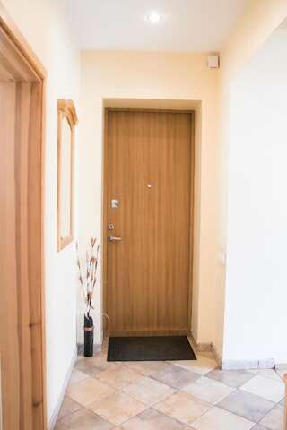 Апартаменты Tourist welcoming Old town apartment with a balcony Клайпеда Апартаменты с 2 спальнями-16
